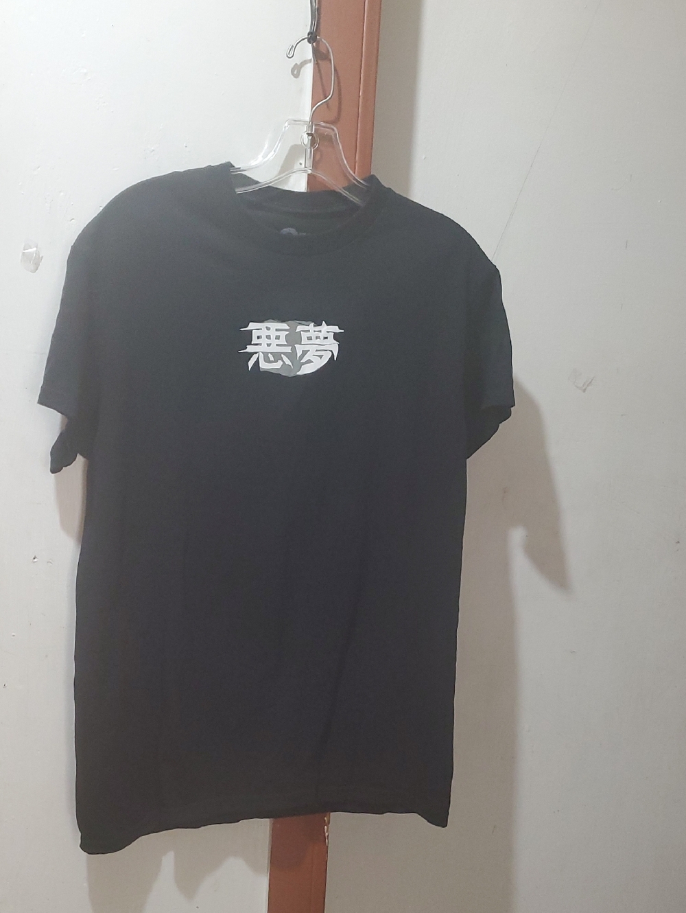 9TH LIFE Black Graphic Tee with White Kanji Print - Men's Shirt Size M